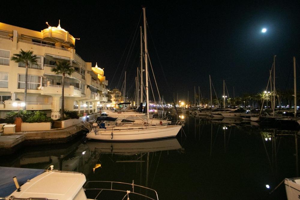 The Perfect Holiday Location Benalmádena Buitenkant foto
