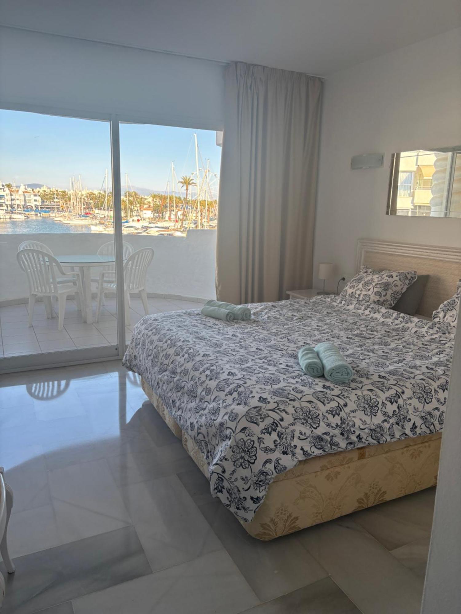 The Perfect Holiday Location Benalmádena Buitenkant foto